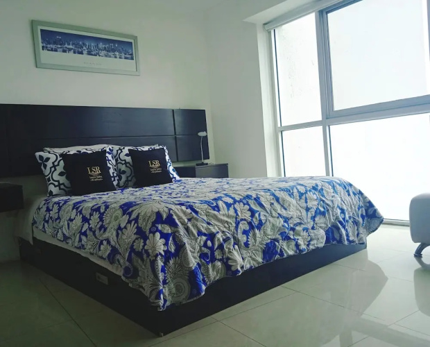 Luxury Suites Riverfront GYE