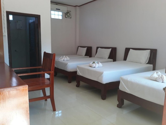 Standard Quadruple room