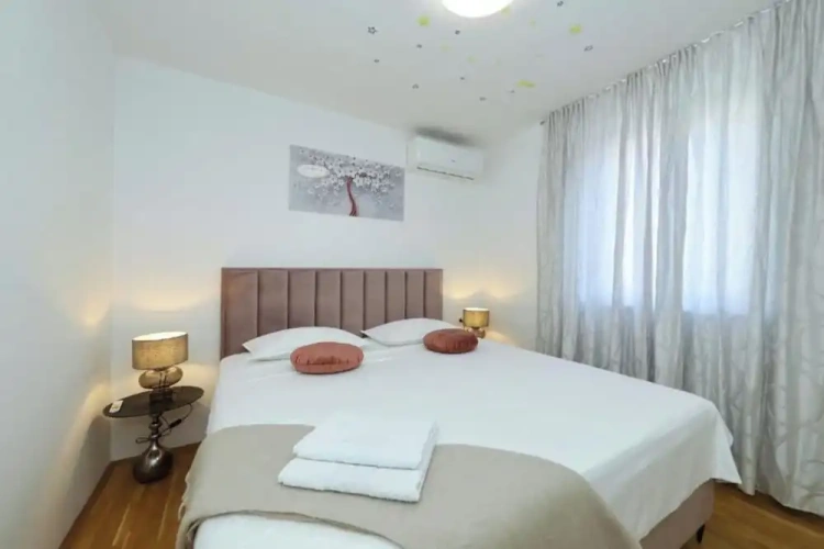 1 Bedroom Premium Apartment with balcony and with city view