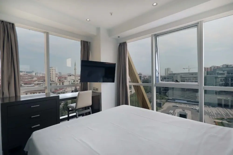 Standard Suite
