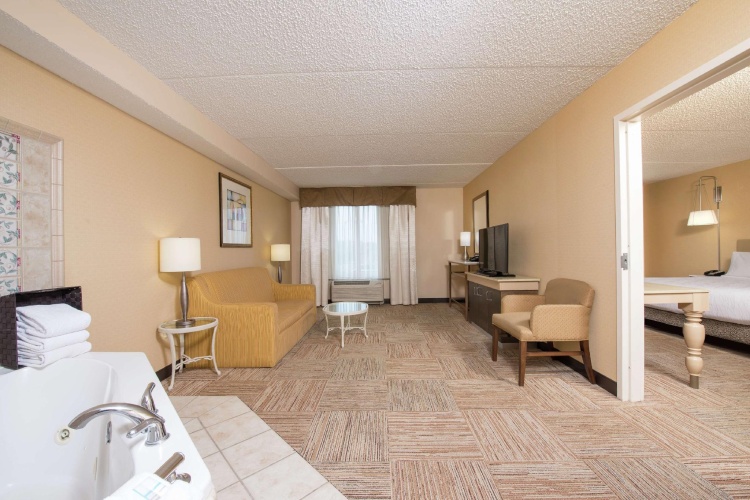 1 Bedroom Double Suite