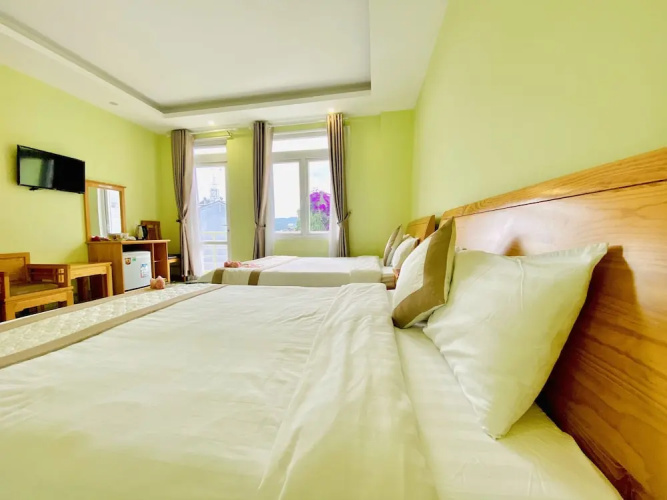 Trung Nhan Hotel