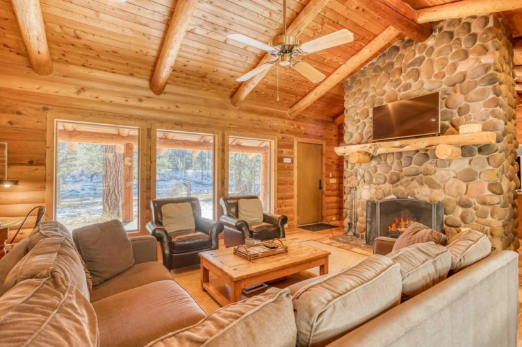 Chapman Lodge
