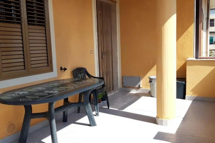2 Bedrooms Cottage