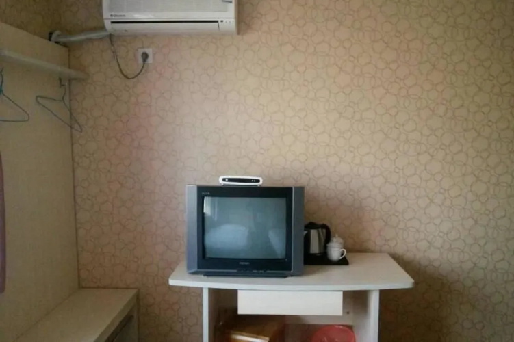 Longyang Business Hotel