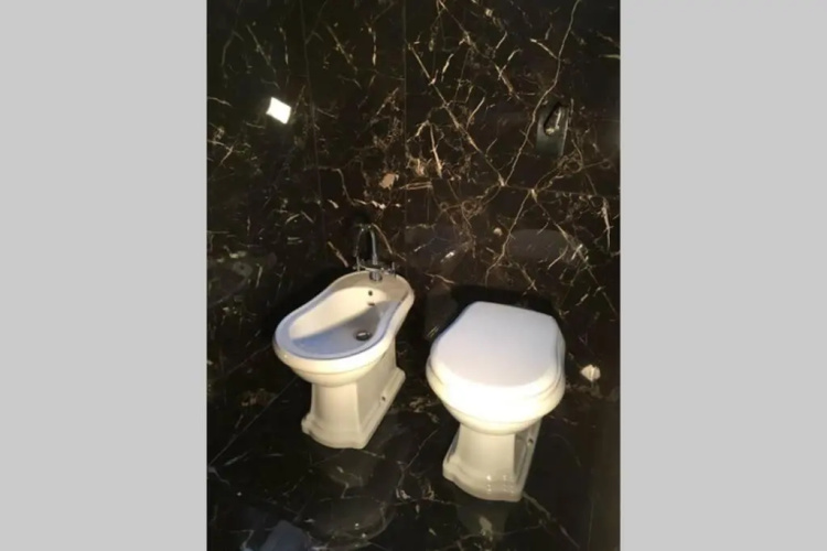 Terrazzo Esclusivo Con Zona Solarium Da 200 Mq
