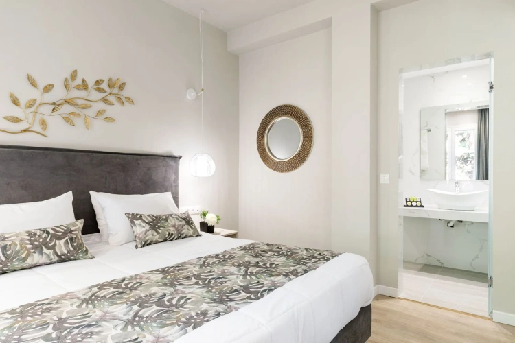 Triple room with balcony