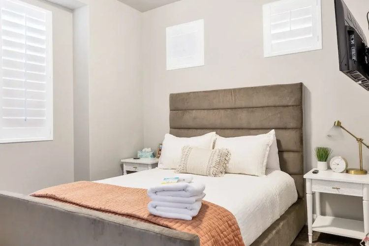 Mitchell's Place 4 Bedroom Apts by RedAwning