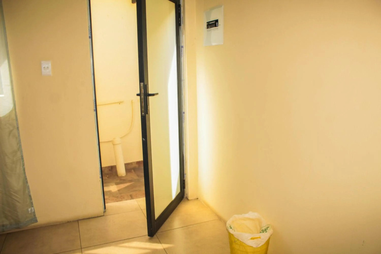 Ingwenya Guesthouse