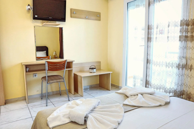 Golden Deer Apartments