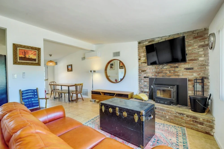 2 Bedrooms Cottage