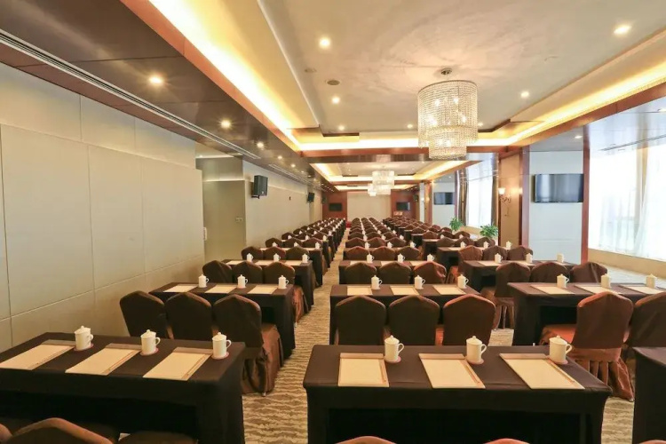 Taoyuan Jiari Jiudian