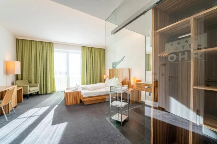 Comfort room