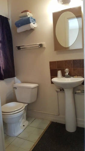 1 Bedroom Economy Single room