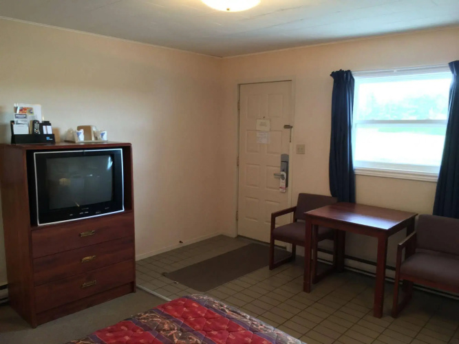 Fairway Inn