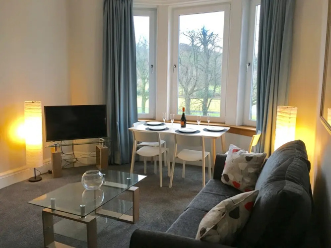 Bellahouston View Apartment