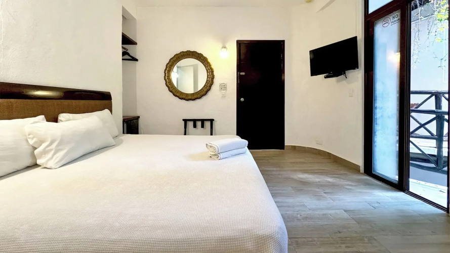 Siesta Fiesta Hotel