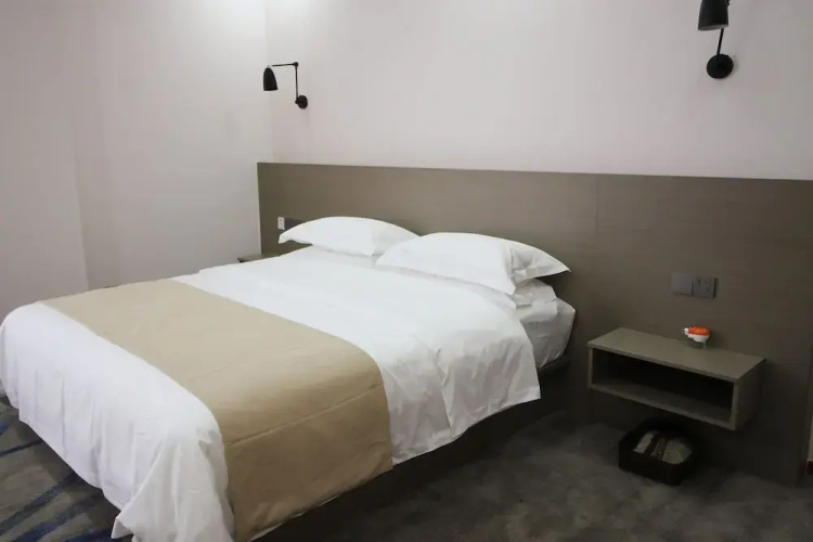 CARREY HOTEL- Accommodation BB-MICE