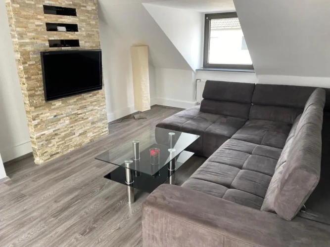 2 Bedrooms Triple Apartment