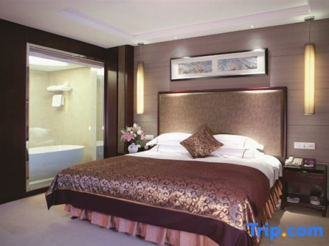 Superior Double Suite with ocean view