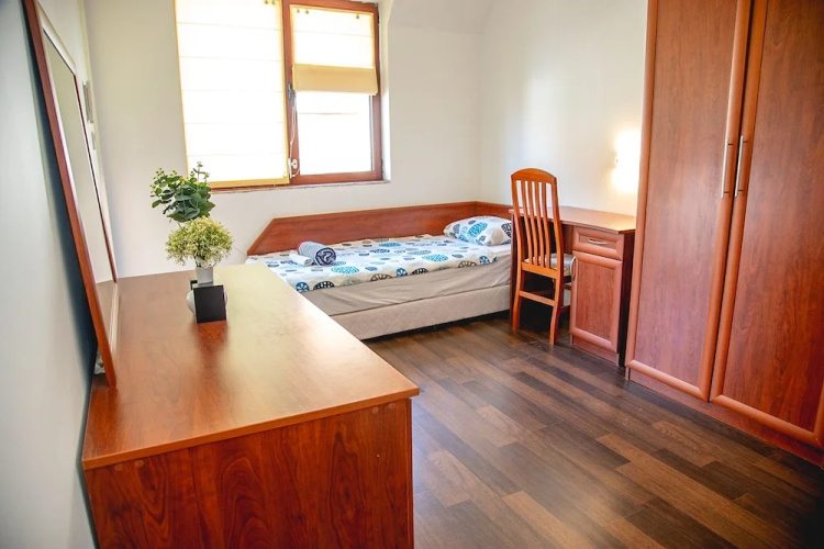 FM Premium 2-BDR Apartment - Top Centre