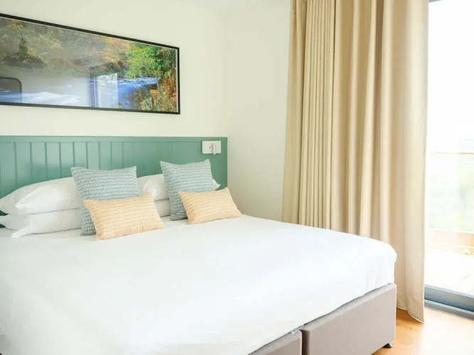 Meadow 2 Bedroom Lodge 13