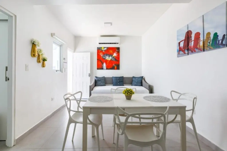 1 Bedroom Apartment