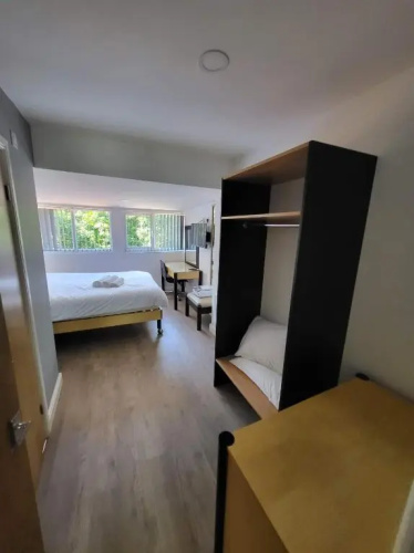 Avenue Apartments