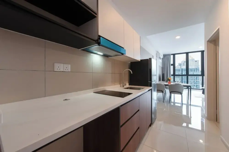 1 Bedroom Standard Family room with city view