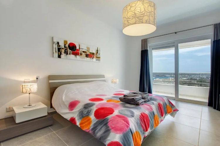 Seafront Apartment Sliema