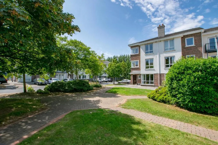 The Townhouse by Shortstays
