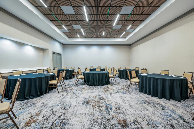 DoubleTree Suites by Hilton Hotel Raleigh - Durham photo 25