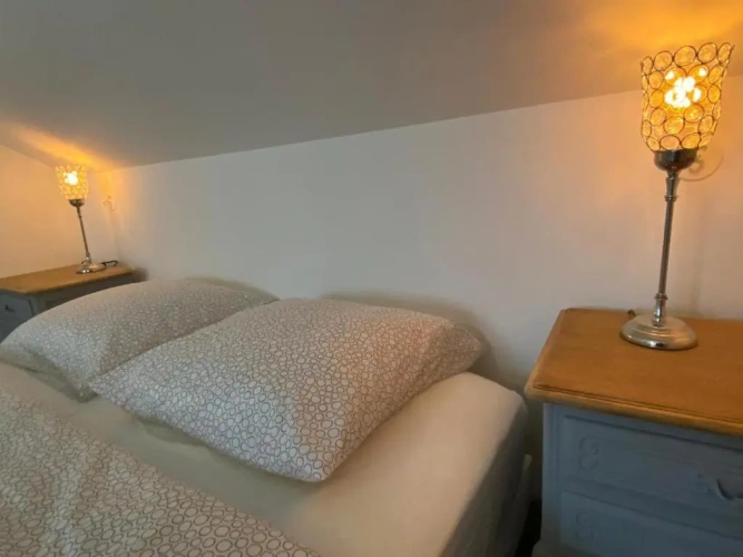 2 Bedrooms Cottage