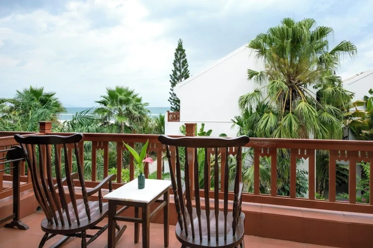 Superior Double room with partial ocean view