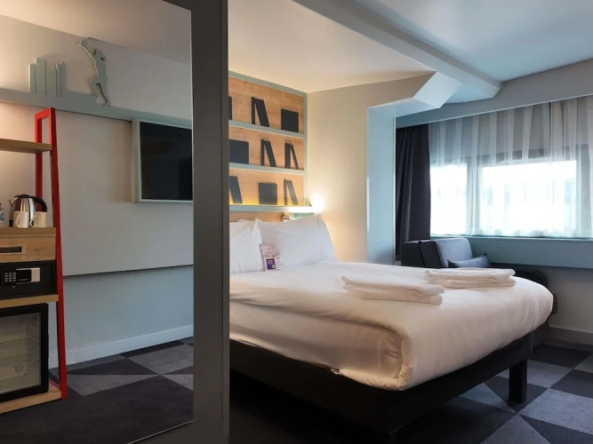 Standard with Sofa Double room