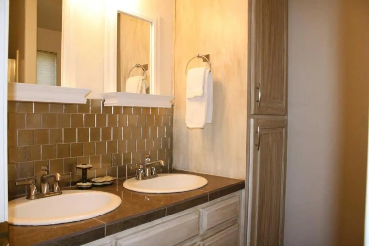 3 Bedrooms Cottage