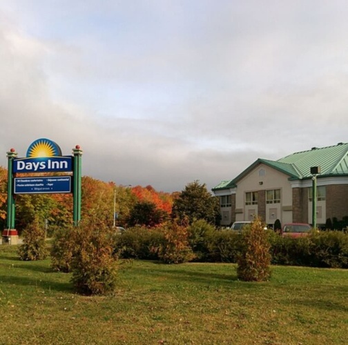 Days Inn by Wyndham Montmagny photo 12
