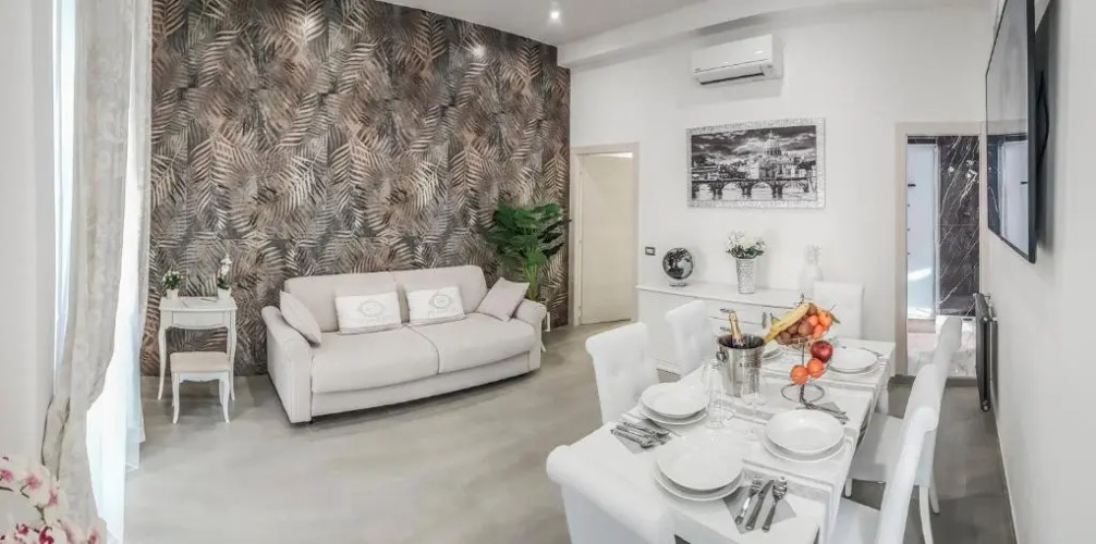 New Moon Luxury Apartment