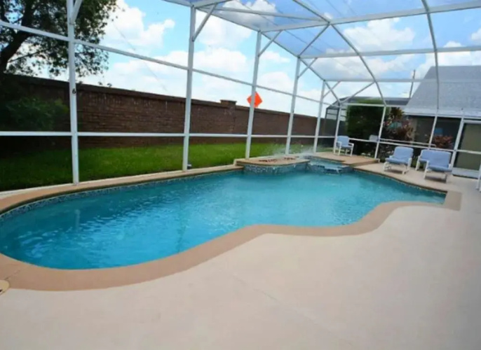 Casa con Piscina cerca a Disney