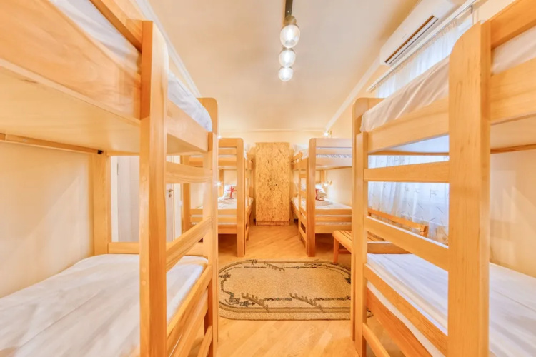 Vincent Hostel by Hotelier