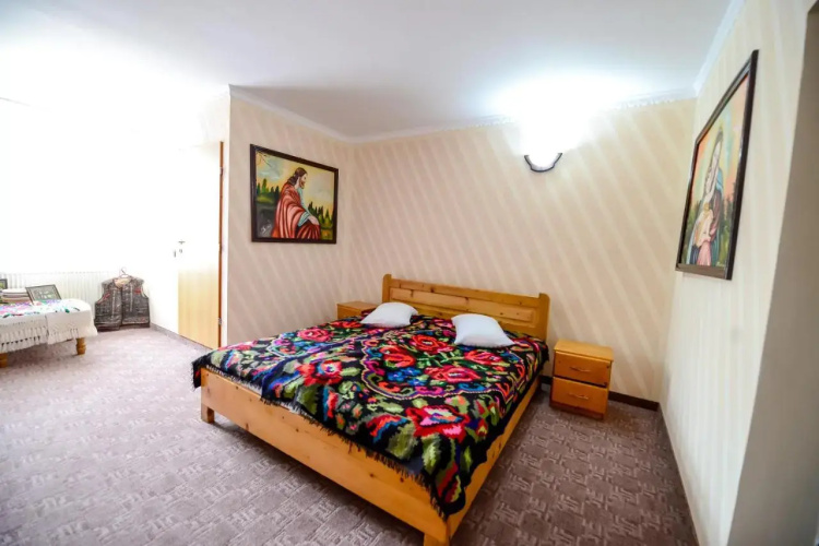 Hostel Roata Cu Noroc