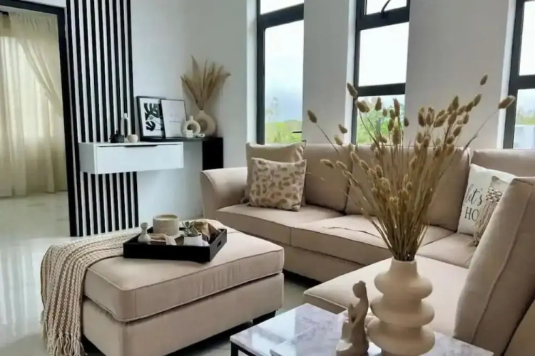 Apt - Sleeps 4 - Balcony - Pool - Parking