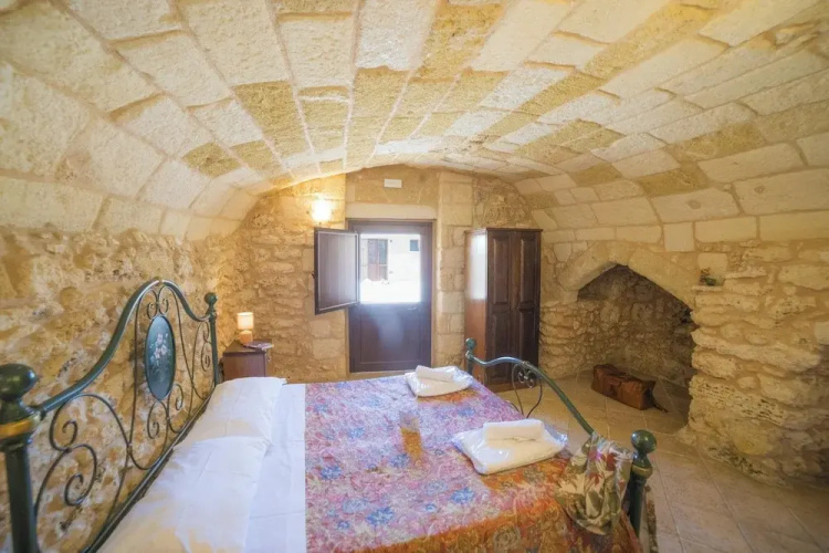 Masseria Relais Saraceno with pool