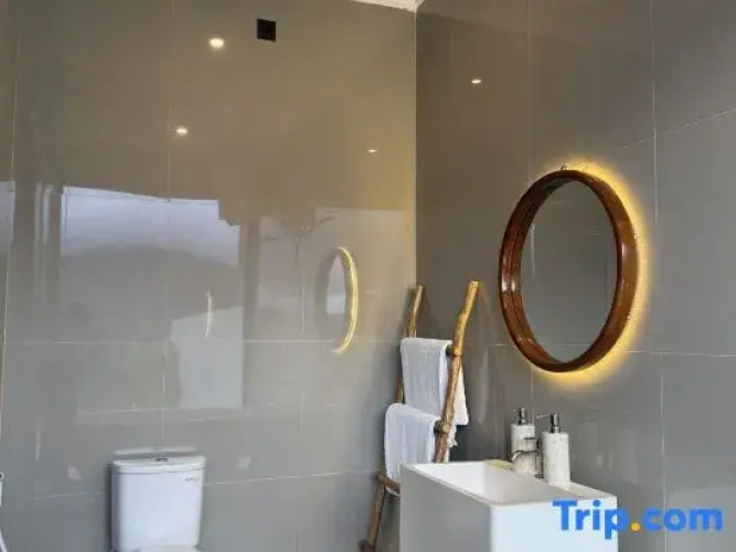 Pinggan Everest Bali