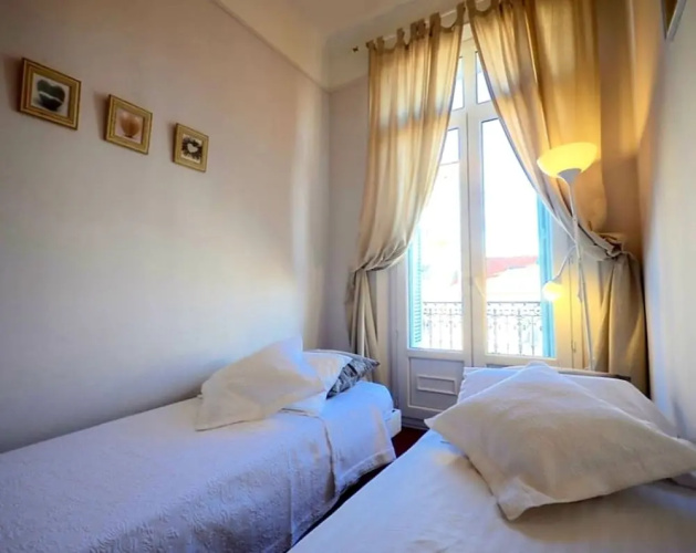 Captivating 3-bed Apartment in Cannes