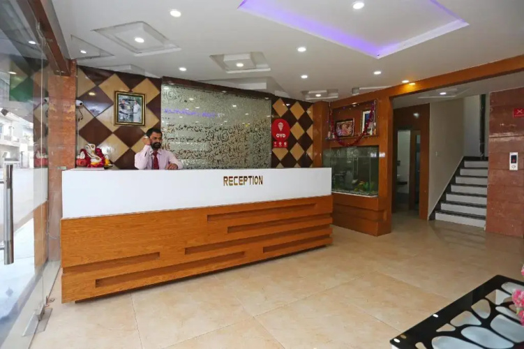 Hotel Nandgiri Palace