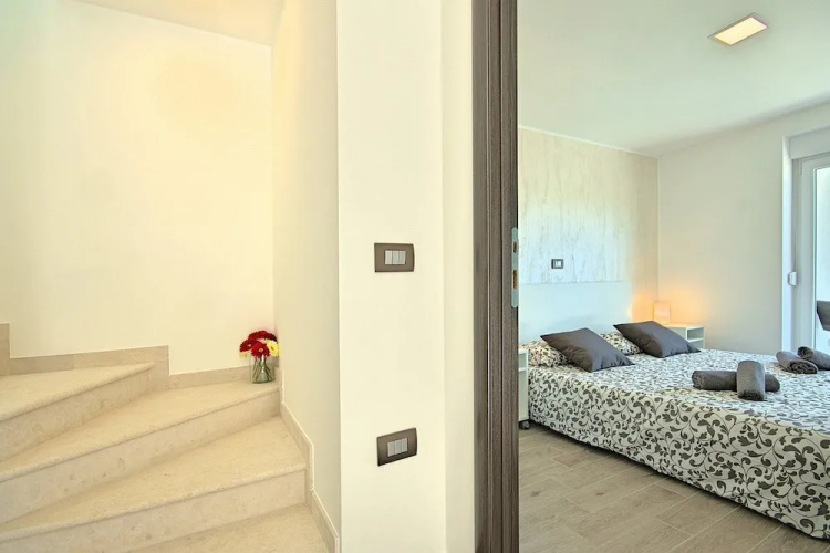 Villa Aurora