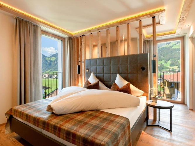 2 Bedrooms Deluxe Apartment