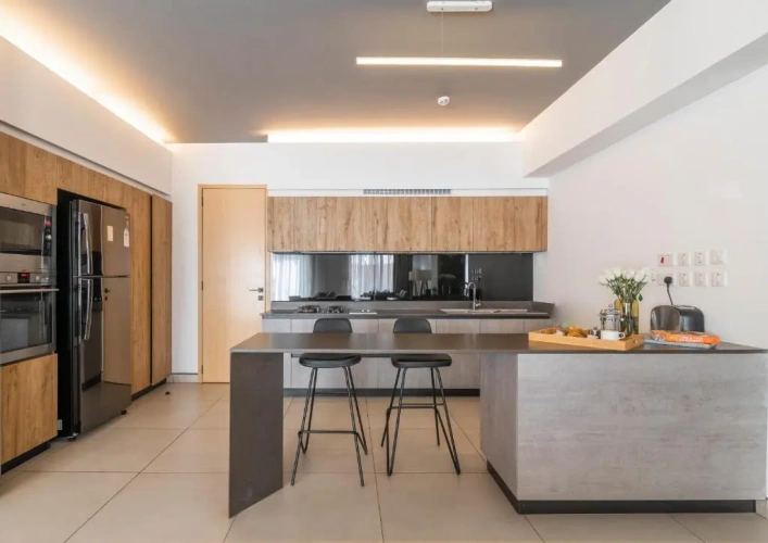 2 Bedrooms Apartment