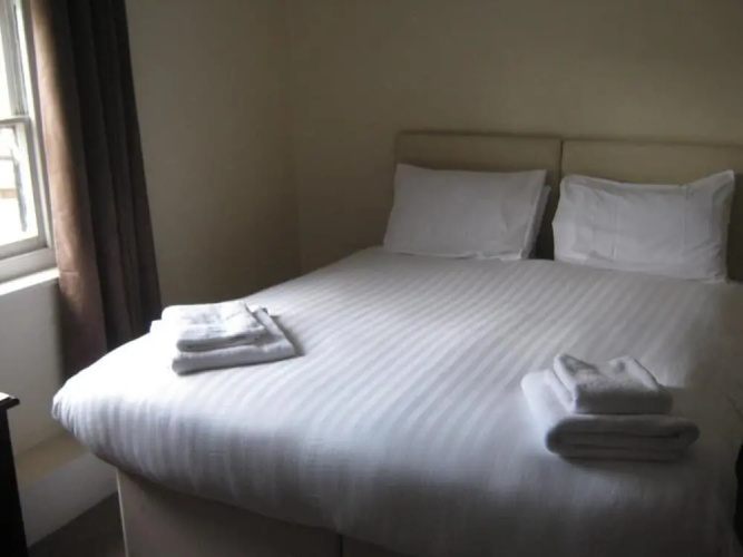 Rose & Crown Hotel